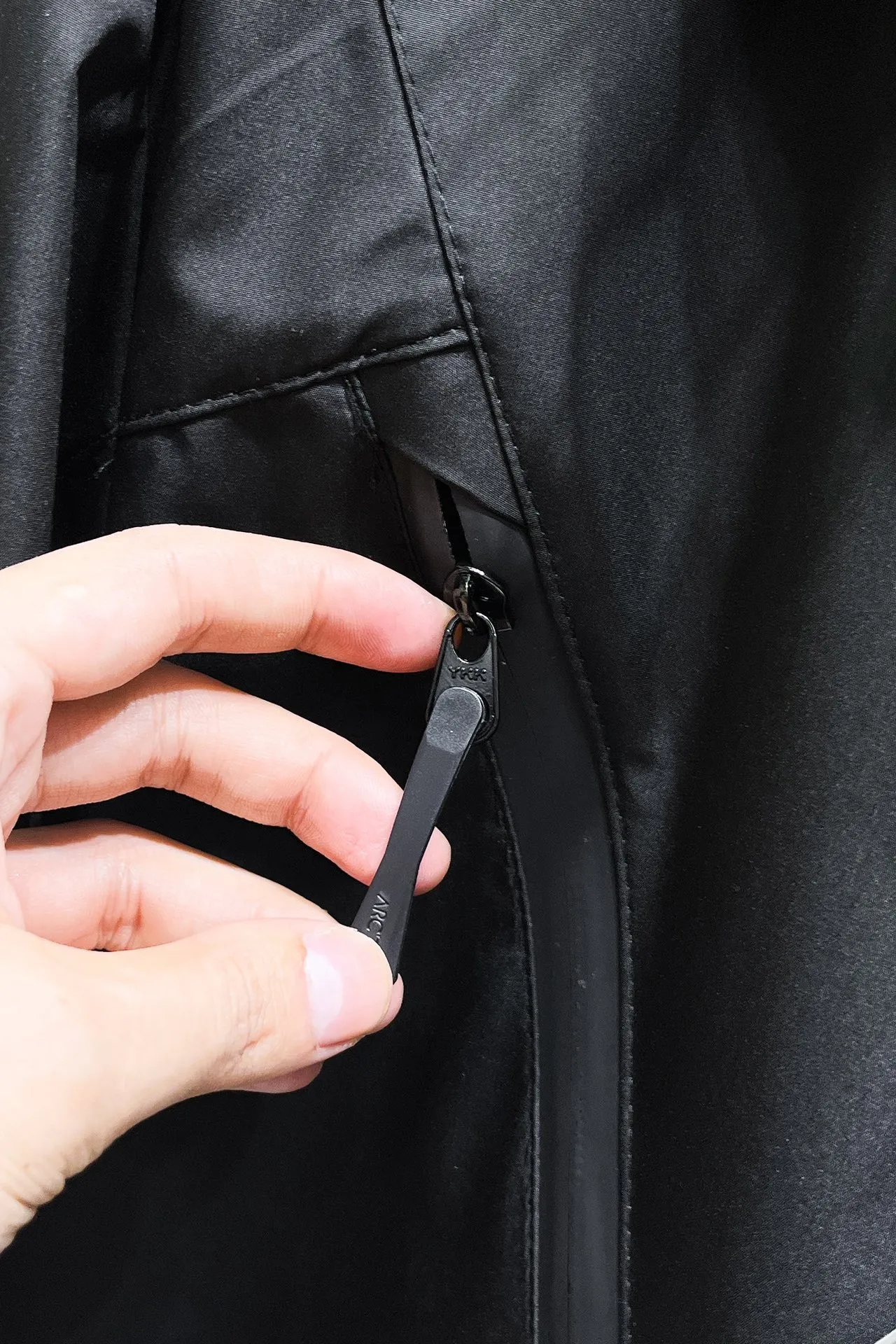 Same Style， ， 2026 New Arrival ， Original Premium Breathable ， ， ， Quality。 ， Sizes：M～3XL，